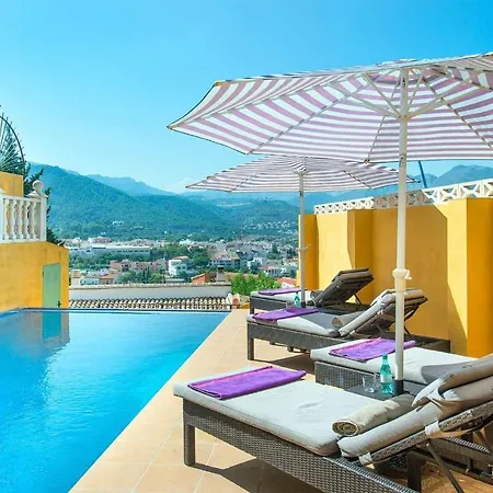 Casa Del Bosque *